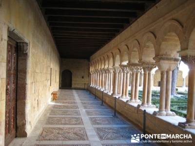 Claustro Monasterio de Silos; mochila para; mochilas diferentes